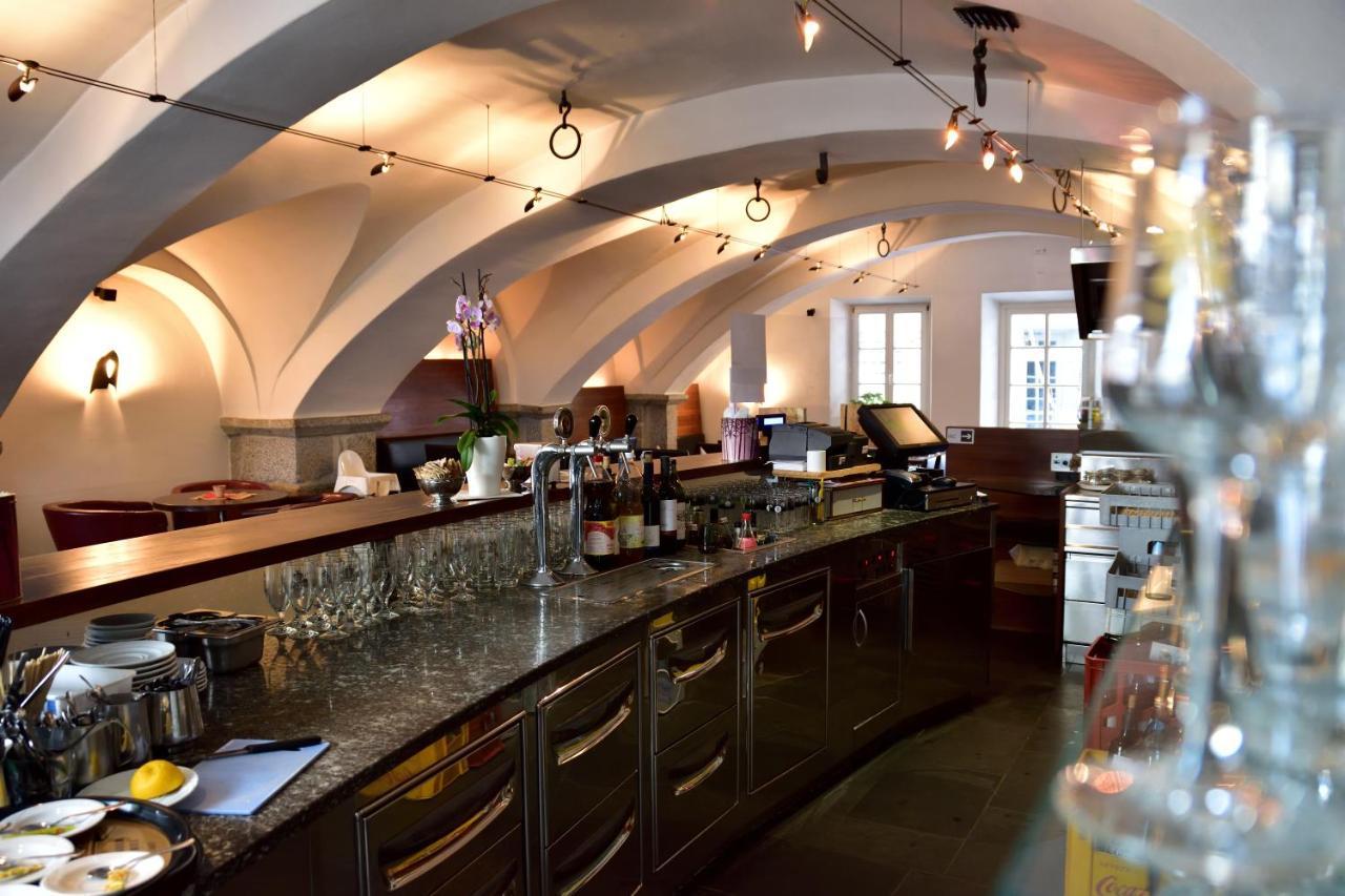 Hotel Krone Brunico Bagian luar foto