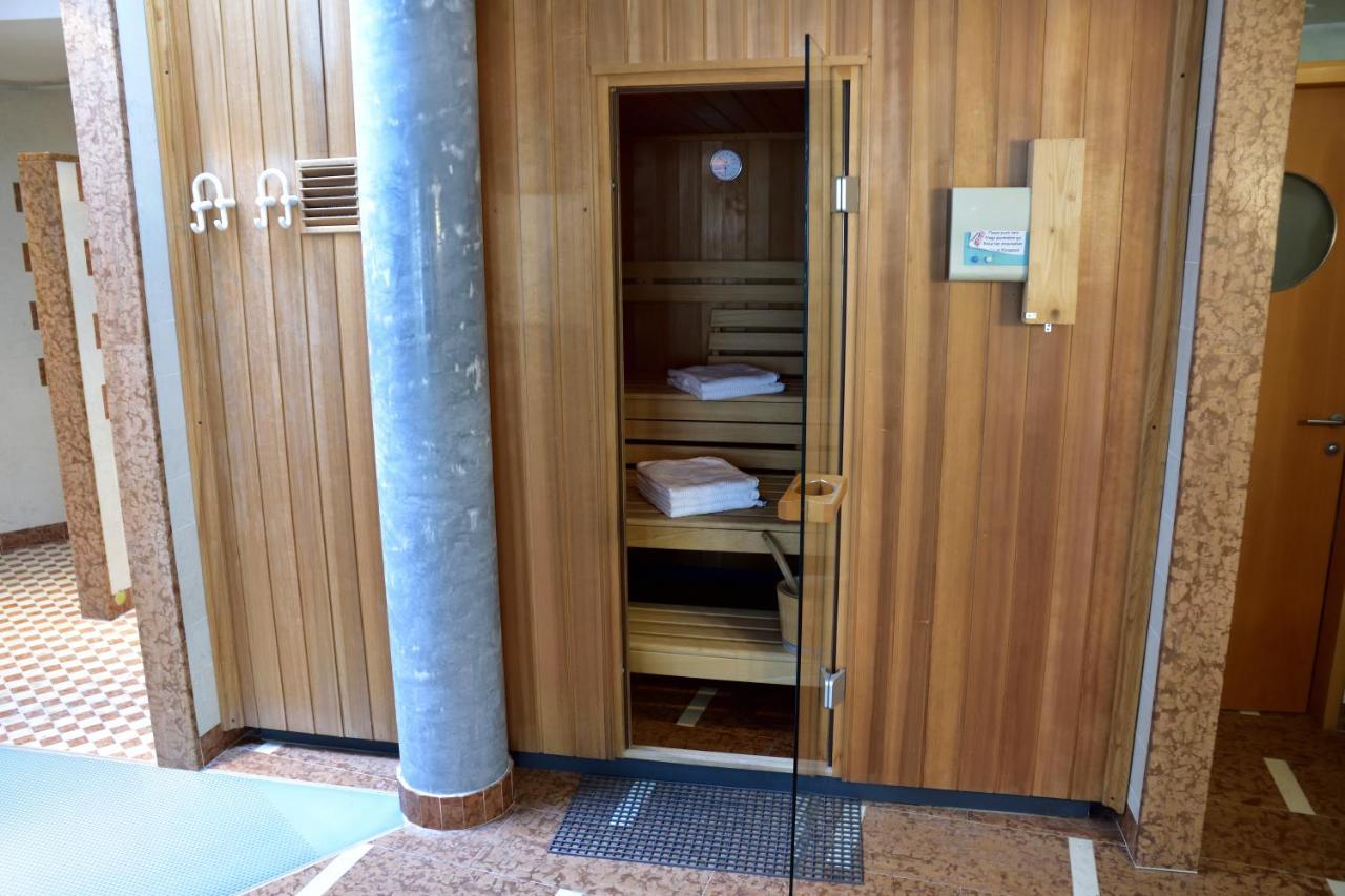 Hotel Krone Brunico Bagian luar foto