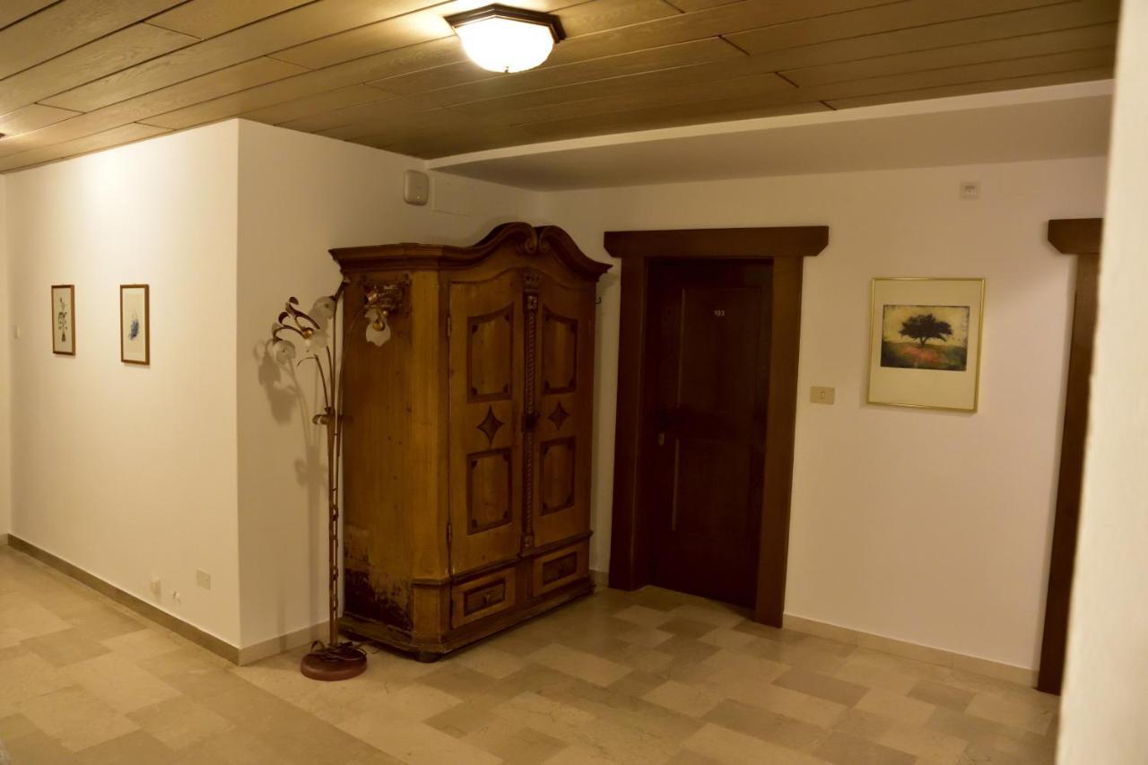 Hotel Krone Brunico Bagian luar foto