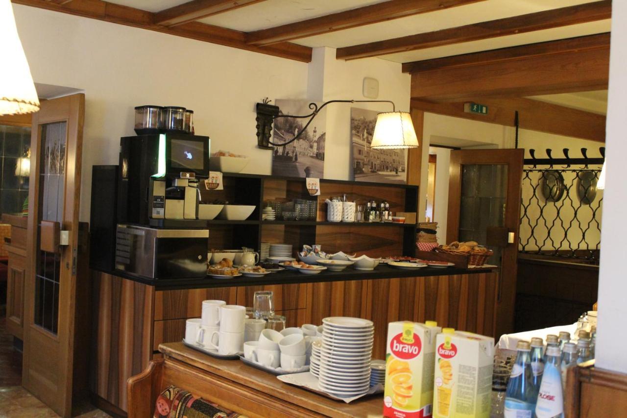 Hotel Krone Brunico Bagian luar foto